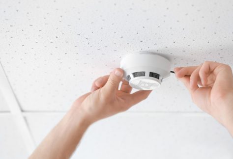 smoke-alarm-installation-001